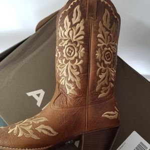 Ariat  Cowboy boots